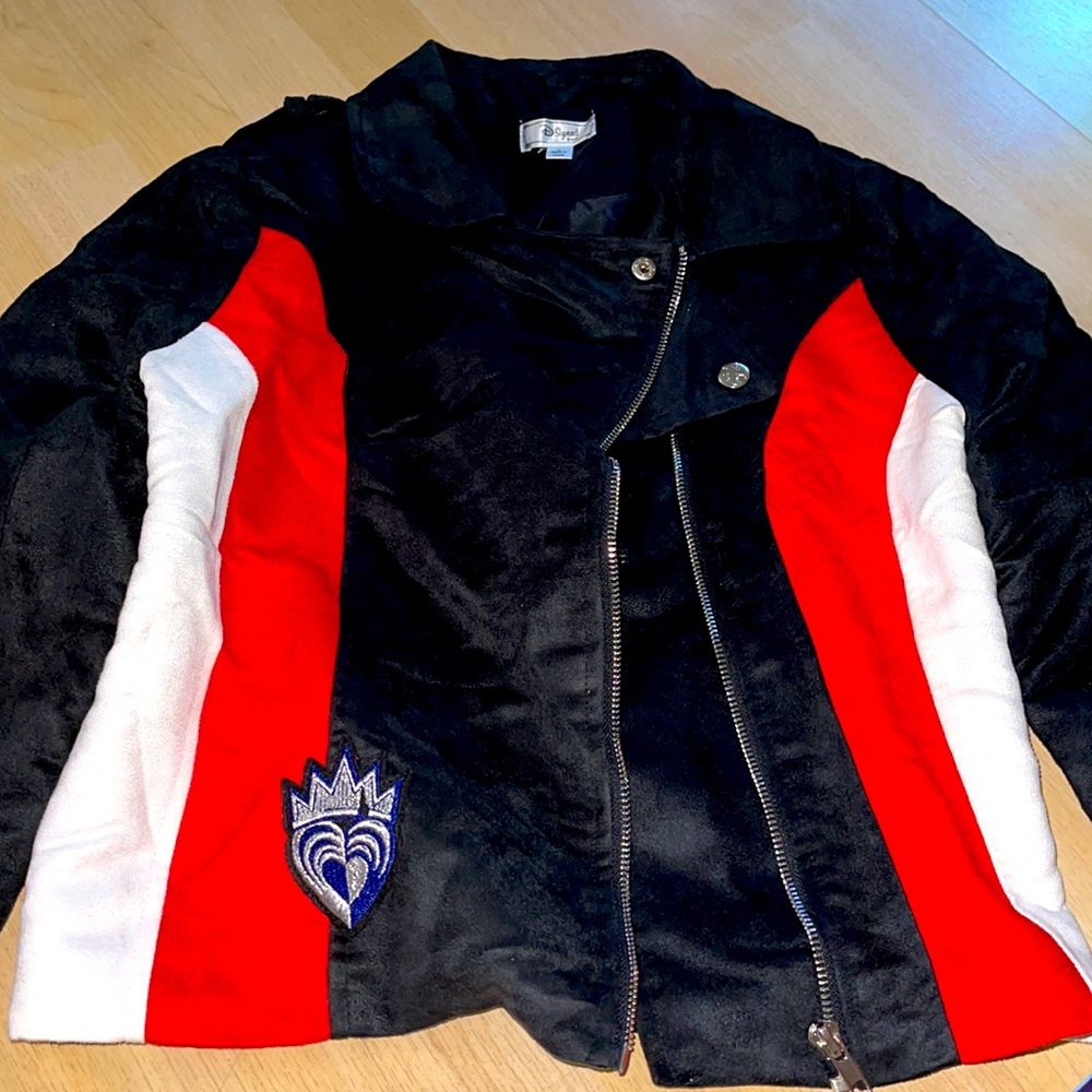 Descendant jacket